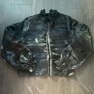 Top Show sheer blouse with balloon sleeves